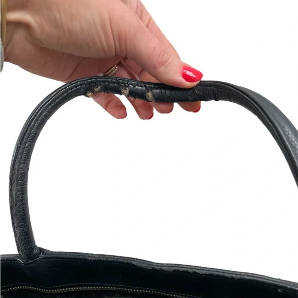 Chanel Medallion Tote - Picture 9 of 17